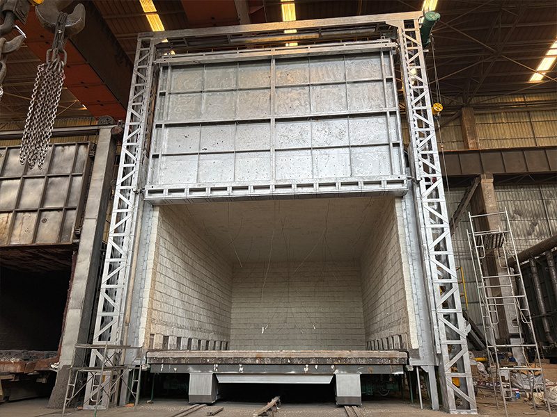 13x8x5 meter natural gas heat treatment furnace
