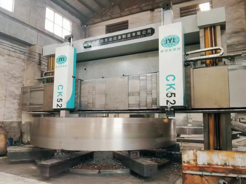8 meter CNC vertical lathe machining heavy casting