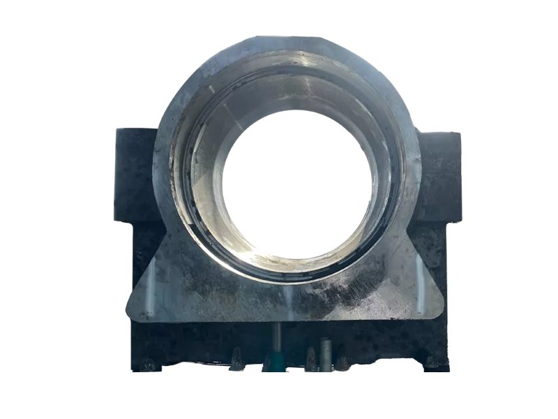 Large bearing housing pedestal steel casting